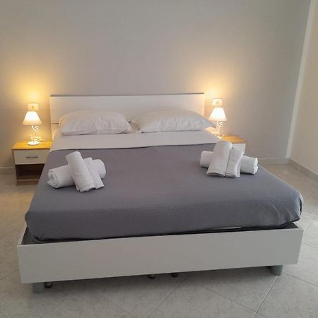 Duomo Home Naples Luaran gambar